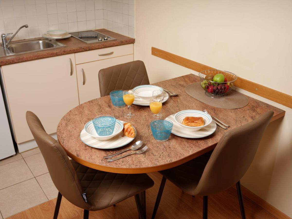 Aparthotel Axl Flathotel Continental Stay Іксель Екстер'єр фото